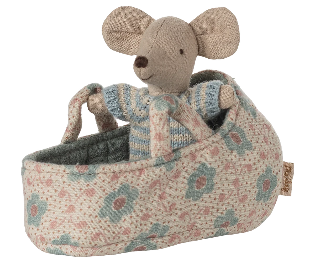 Bébé souris dans son couffin Bleu - MAILEG 17-5003-00 5707304147763