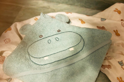 Cape de bain Éponge 75x75cm Hippo happy- JOLLEIN
