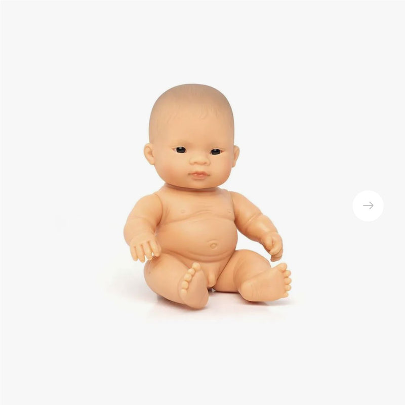 Poupée bébé asiatique garçon 21cm - Miniland 31145