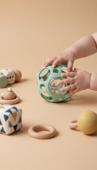BALLE SENSORIELLE VERT - LITTLE L