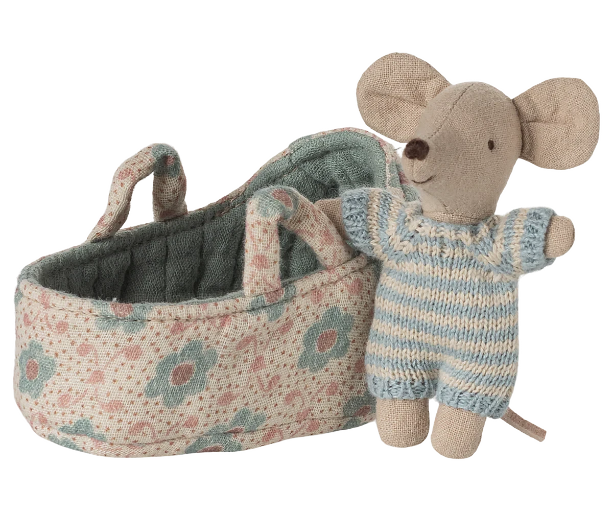 Bébé souris dans son couffin Bleu - MAILEG 17-5003-00 5707304147763