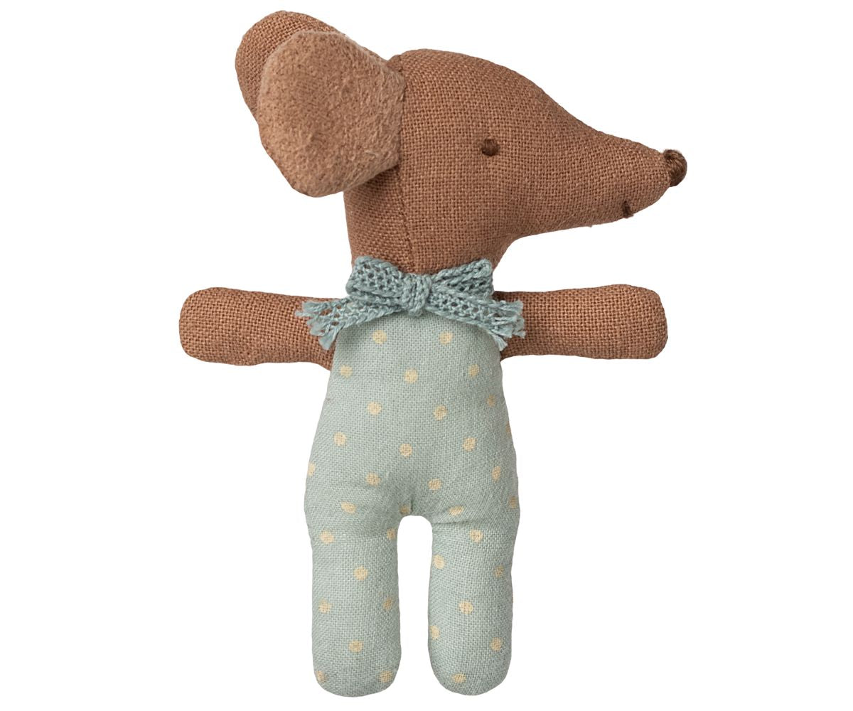 Bébé souris Sleepy Wakey dans sa boîte bleu – Maileg – vue 4