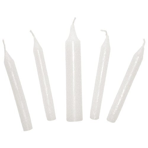 Bougies d’anniversaire goki sur couronne en bois