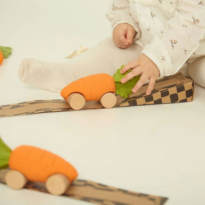 Cathy la voiture carotte - Oli&Carol L-CARROT-CAR 8437021201857