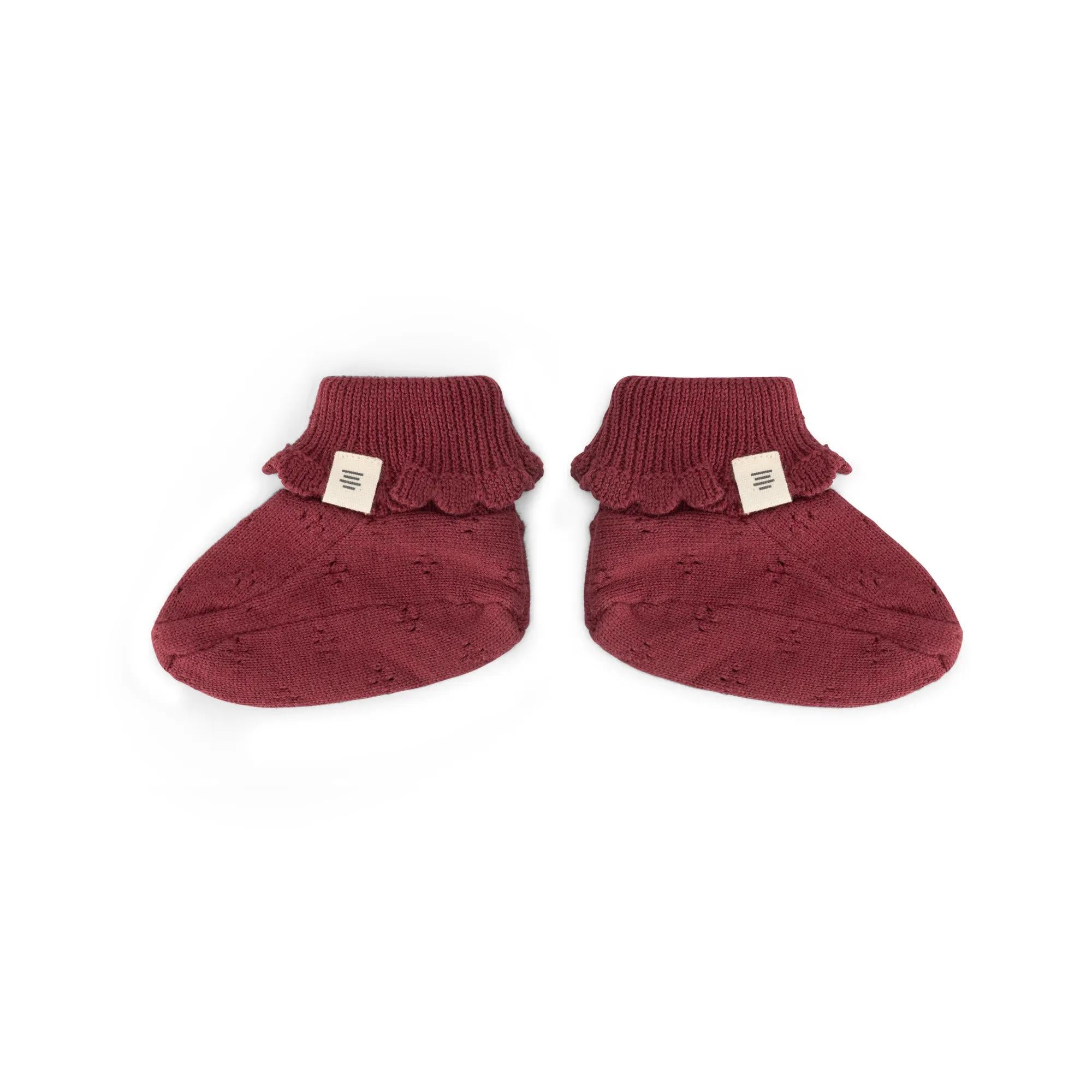 Chaussons bébé rouge foncé d’A Tiny Story