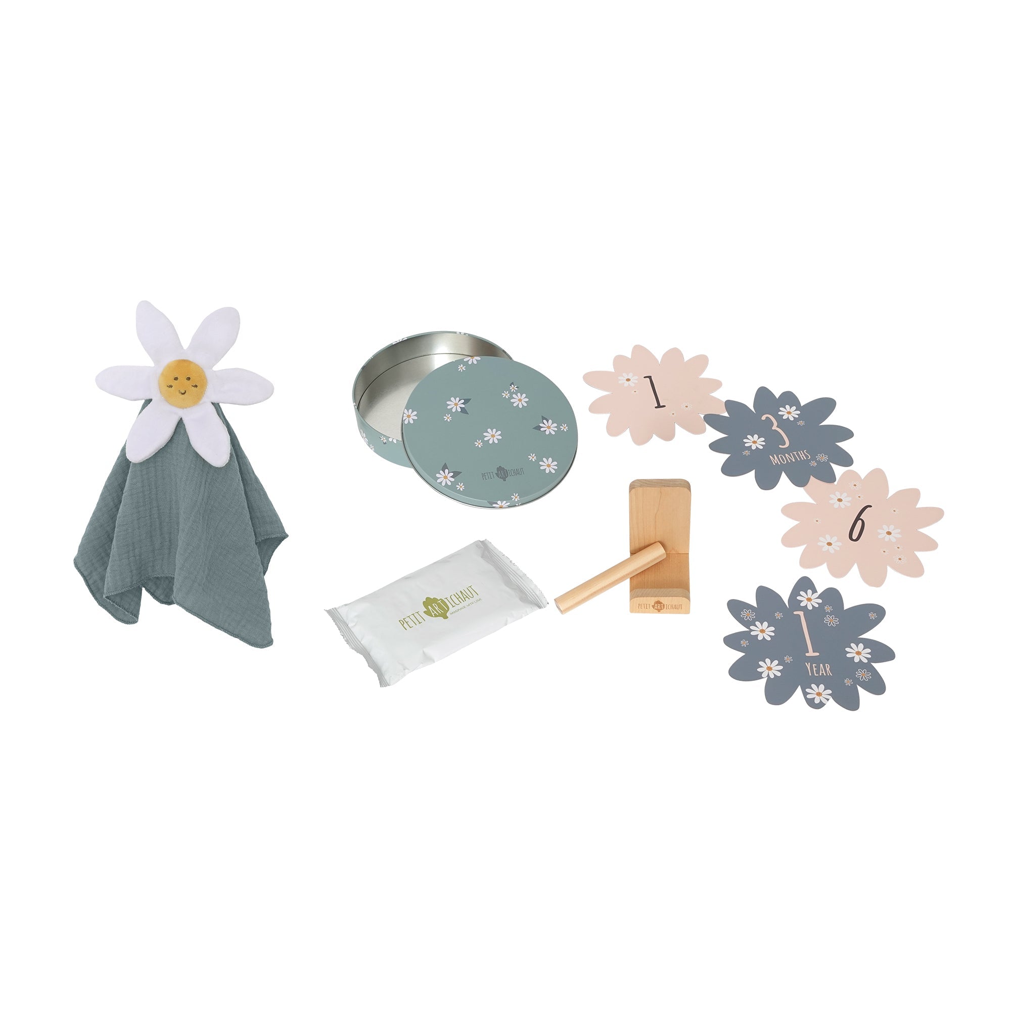 Coffret naissance Daisy Blue avec Baby Box et doudou de Petit Artichaut
