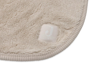 Couverture Lit Bébé 100x150cm Basic Jersey/Sherpa - Warm Sand - JOLLEIN 516-522-68130 8717329400139