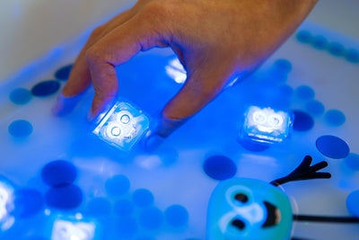 Cubes lumineux bleus Blair - GLO PALS GPBLAIRCUB 850016823120