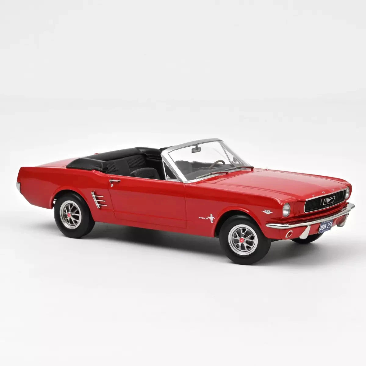 Ford Mustang Convertible 1966 Signal Flare Rouge 1/18 - NOREV 182810 3551091828105