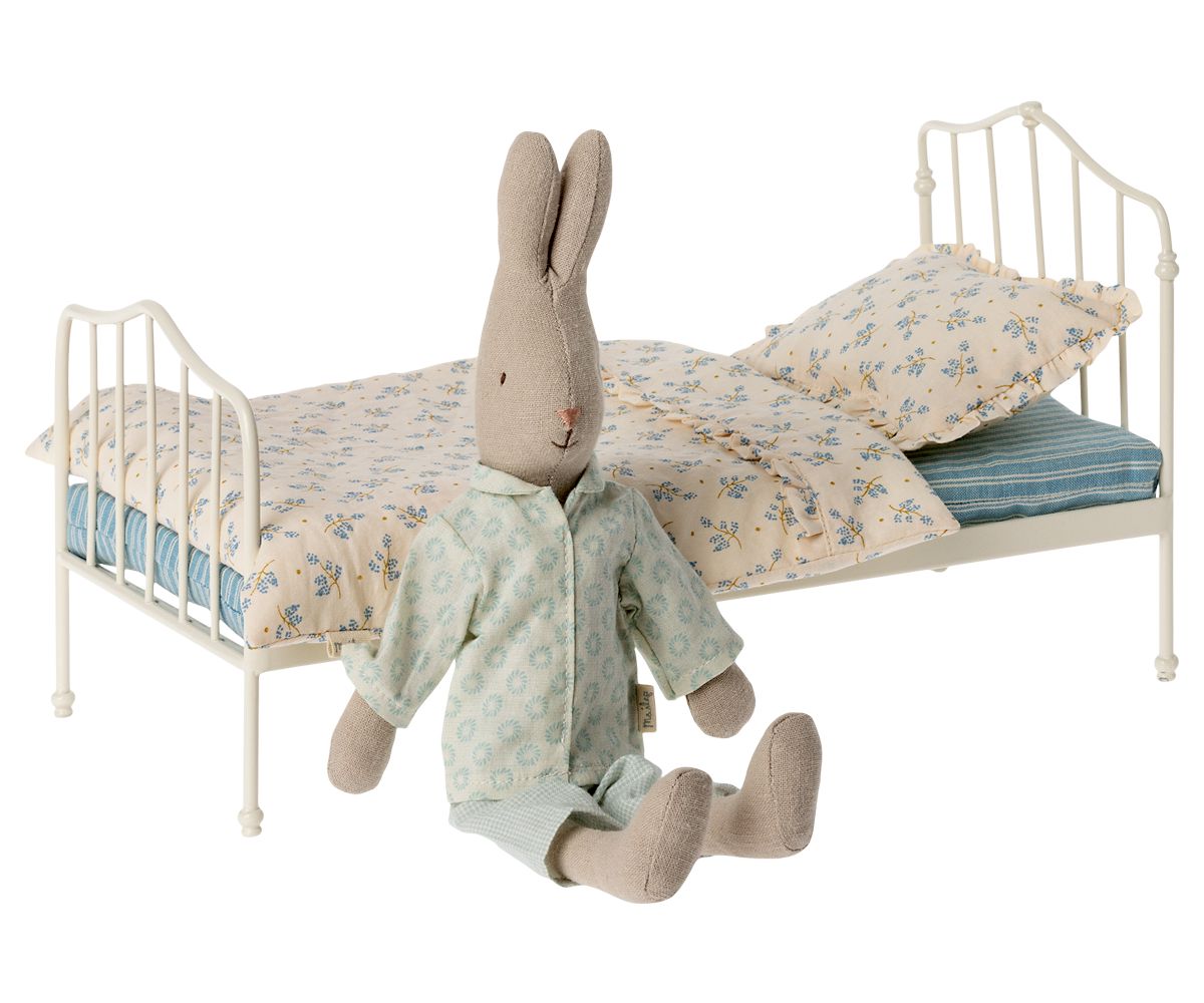 Lit vintage miniature bleu pour lapins – Maileg – vue 2
