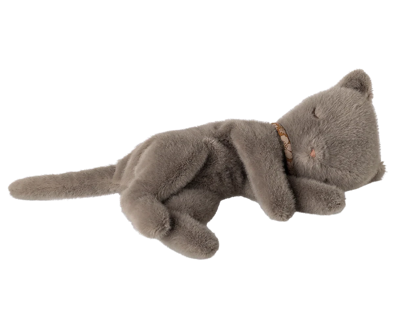 Peluche chaton endormi petit gris - MAILEG 16-6995-01 5707304150404