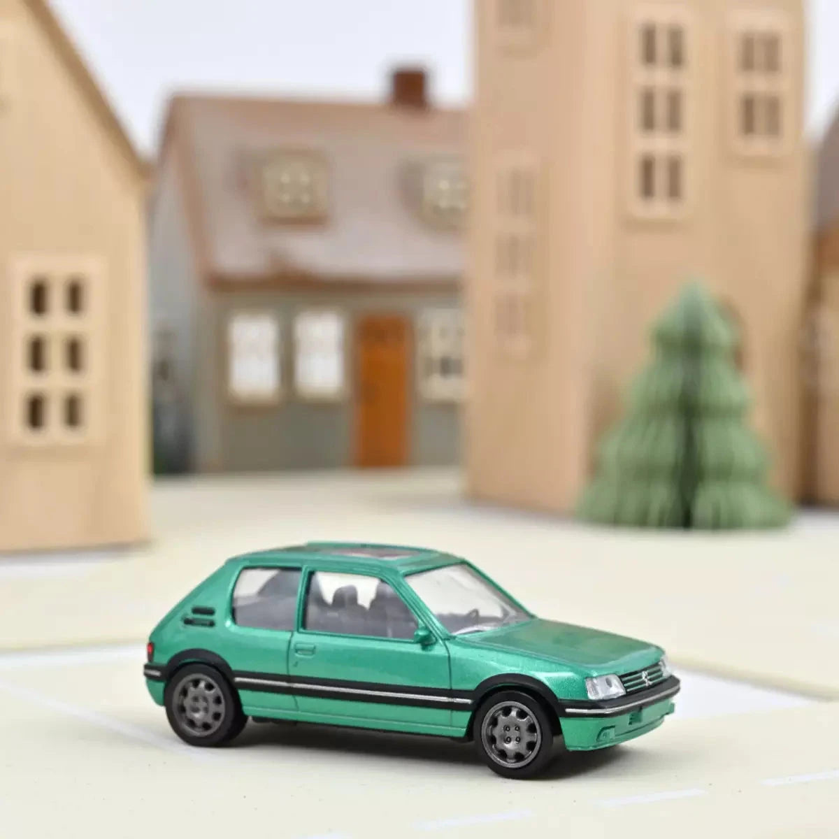 Peugeot 205 GTi 1992 Vert métallisé Jet-car 1/43 - NOREV 471717 3551094717178