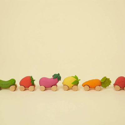 Sweetie la voiture fraise - Oli&Carol L-STRAWBERRY-CAR